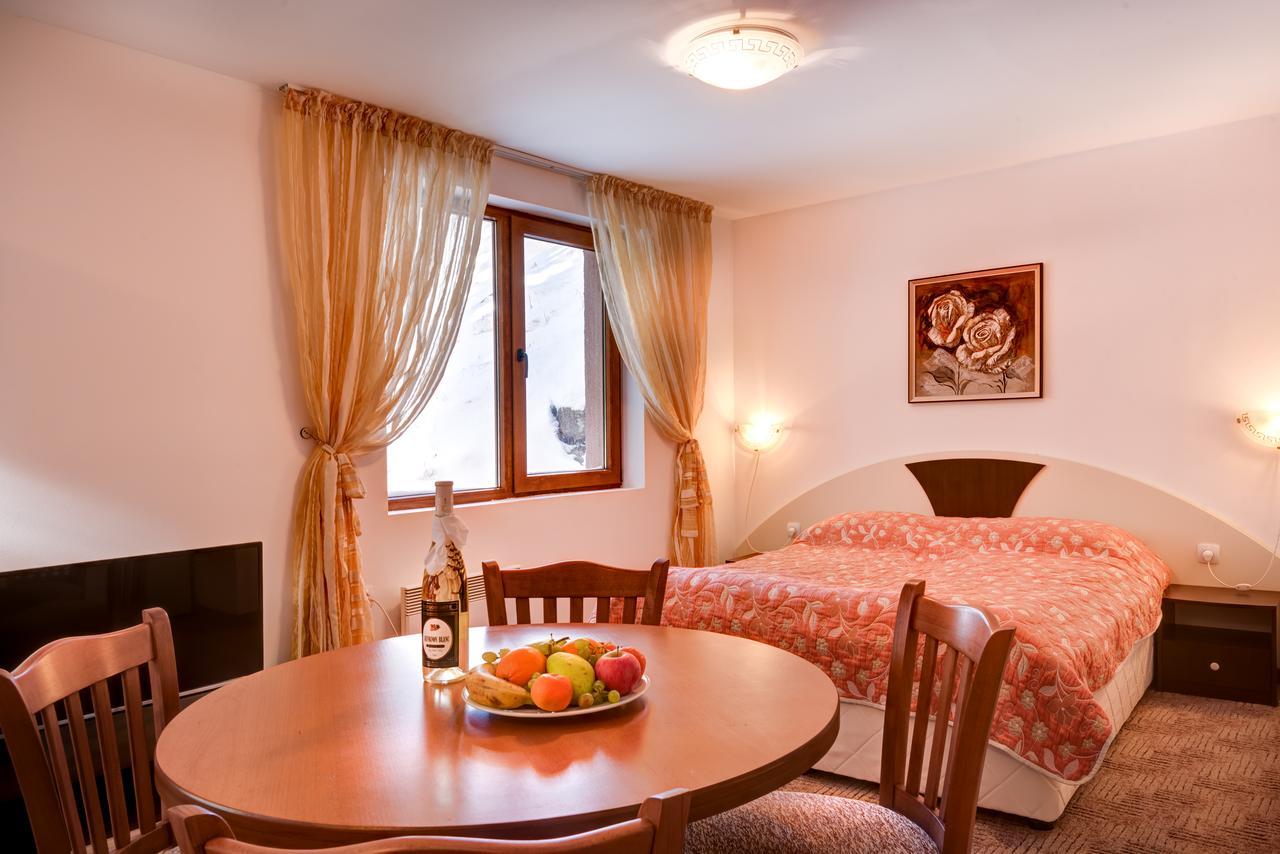 Mountain Lodge Apartments Pamporovo Dış mekan fotoğraf
